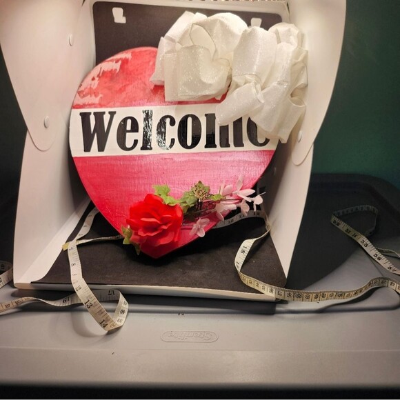 Entryway Heart Shaped Welcome Sign Wooden Floral Decoration 12 Inch Front Door - Picture 6 of 14